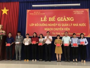 tiểu luận lớp chuyên viên quản lý nhà nước