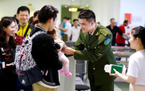 luân chuyển cán bộ là gì