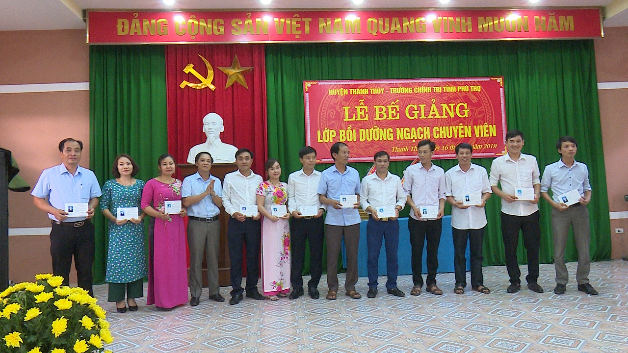 học lớp chuyên viên để làm gì