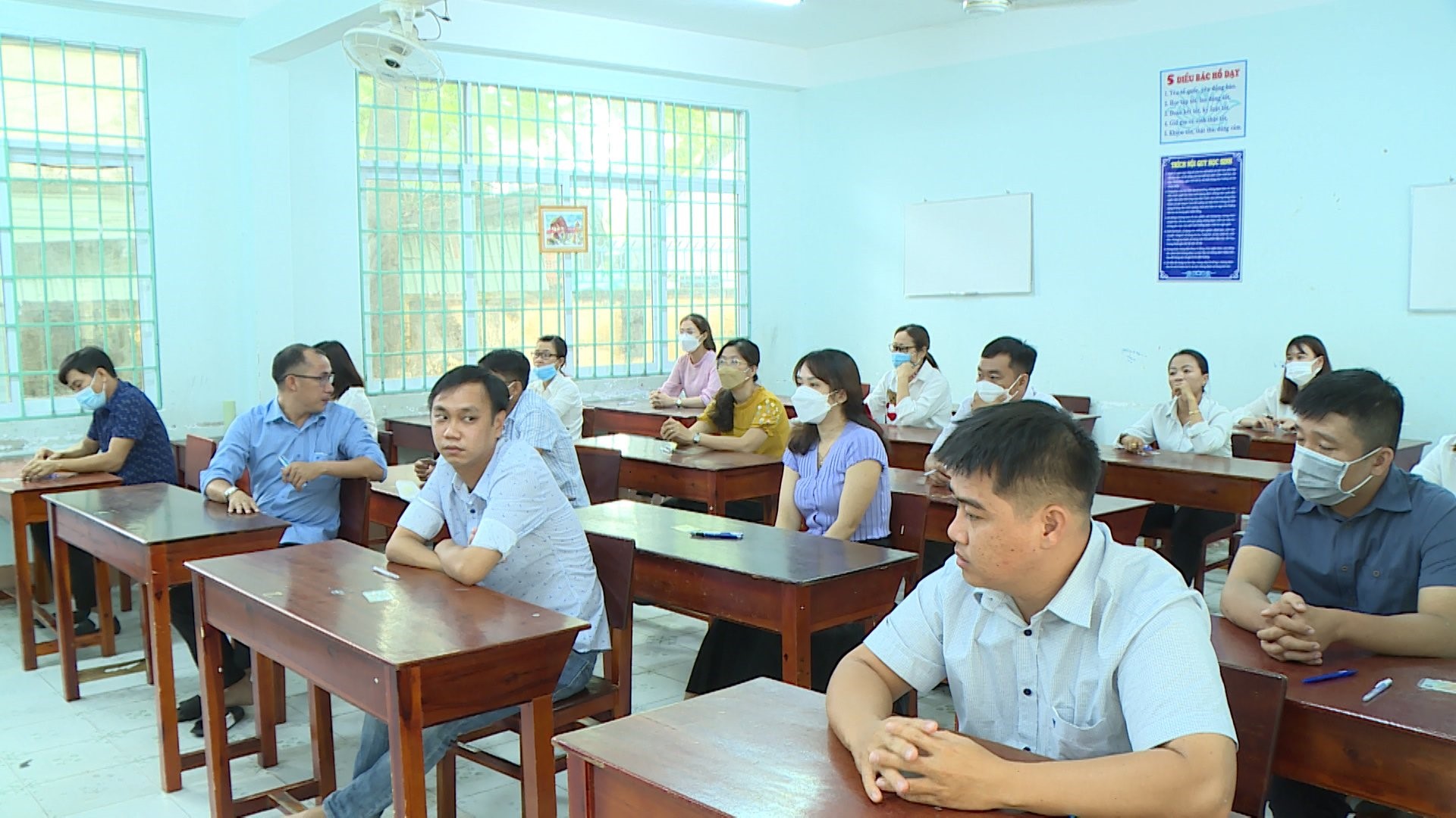 giáo trình quản lý nhà nước ngạch chuyên viên