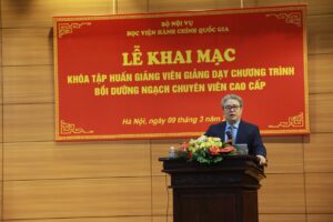 chuyên viên cao cấp là gì